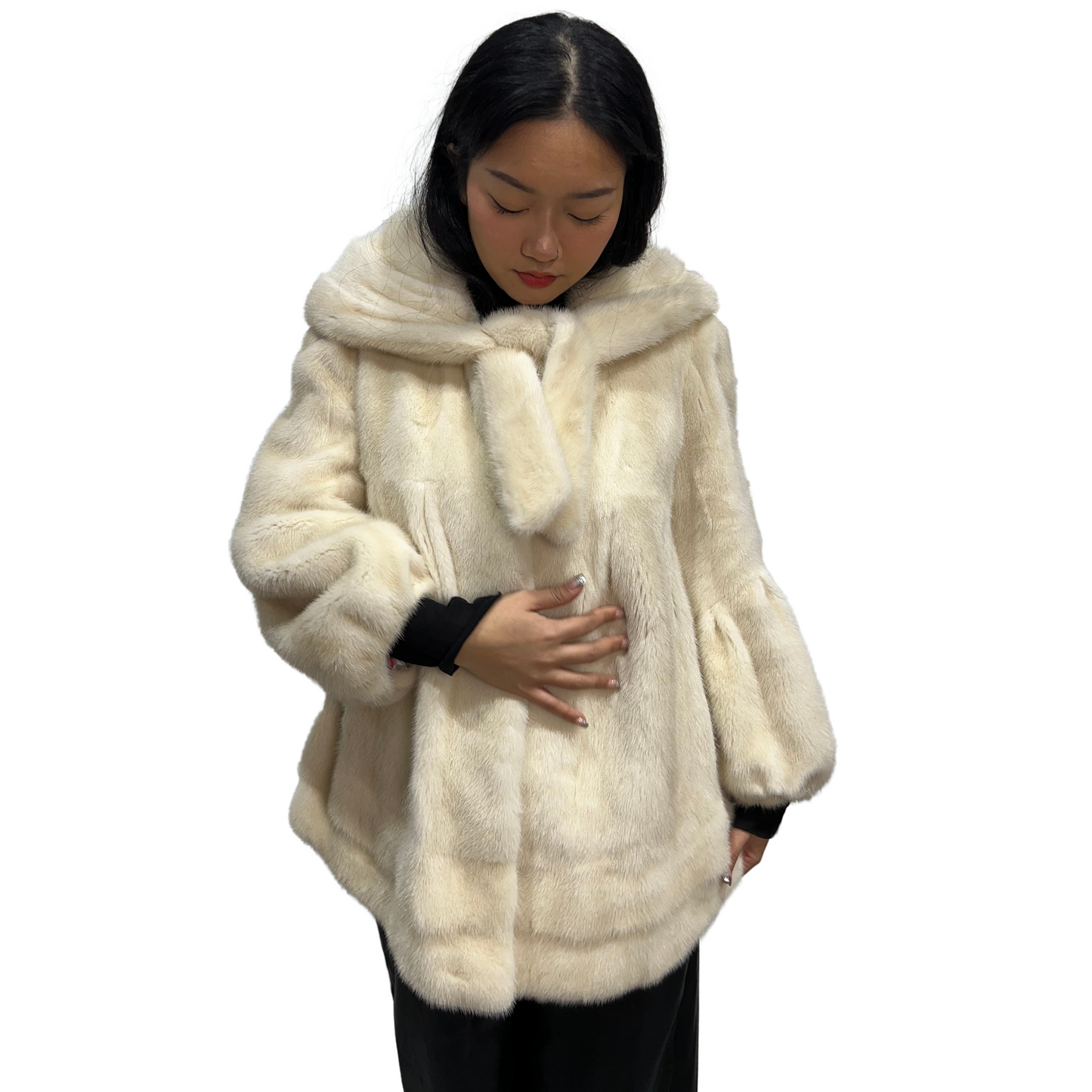 The Luxurious Noble Ivory Faux Fur Coat