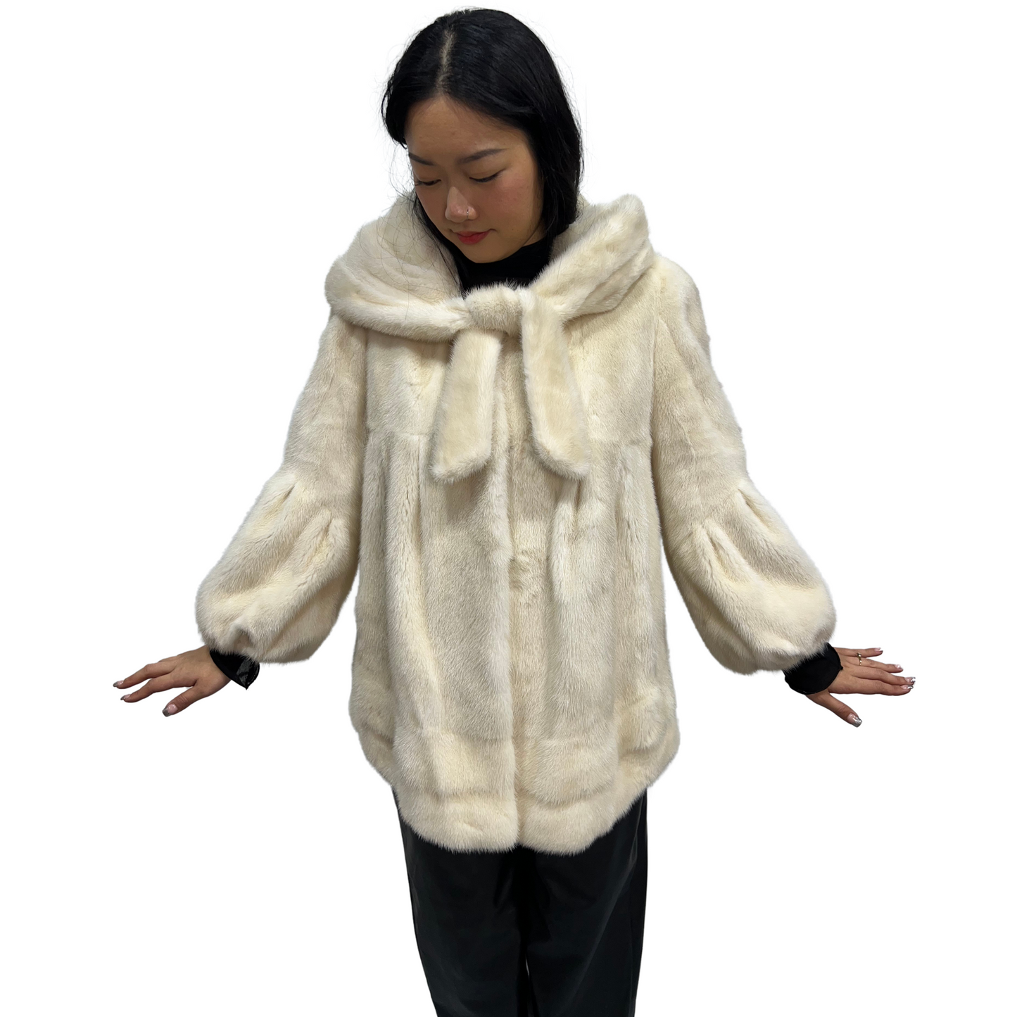 The Luxurious Noble Ivory Faux Fur Coat